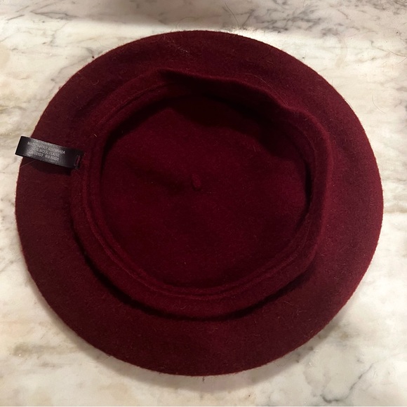 Burgundy 100% wool beret - Picture 2 of 3